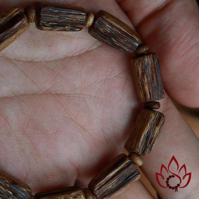 Vòng Trầm Hương Trúc Thô | Trầm Kiến Tự Nhiên